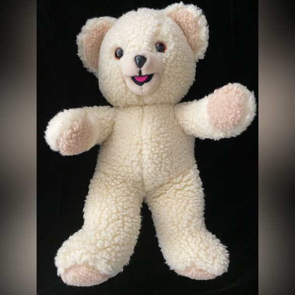 Russ Berrie Other - Vintage Russ Snuggle Bear